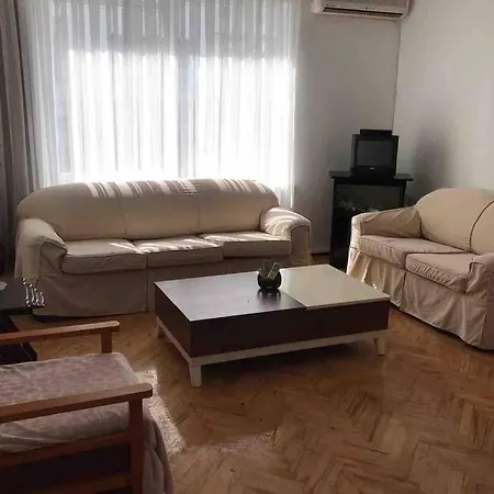 Alanyada Merkezi Konumda Daire Apartment Alanya